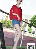 No.078 Yueyue - Skateboarding in silk stockings(40)